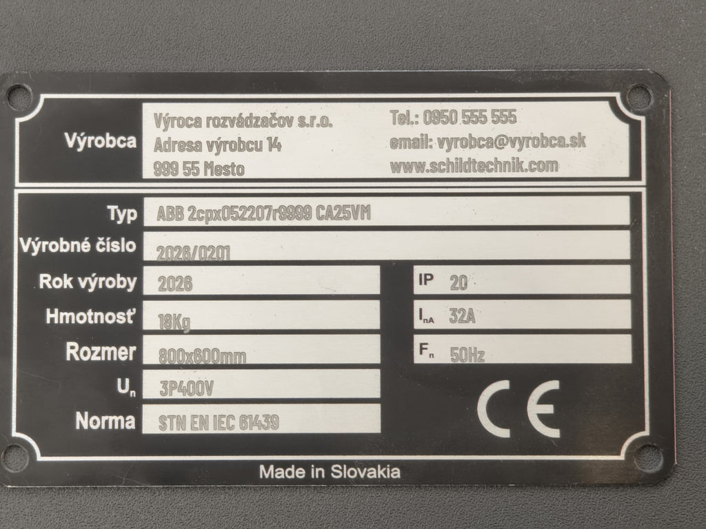 Typenschild 115×70 mm – Eloxal-Alu 0,8 mm (Unterdruck) + Laser/Dot-Peen | 4 Bohrungen + 3M Schaumkleber